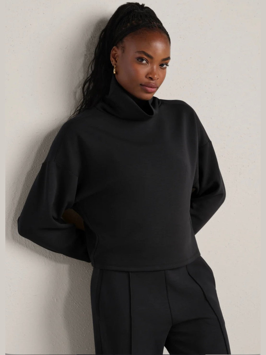 Dream Glow Mock Neck - Pure Black Heather